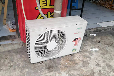 洪雅空调突然不制冷只吹自然风怎么办？